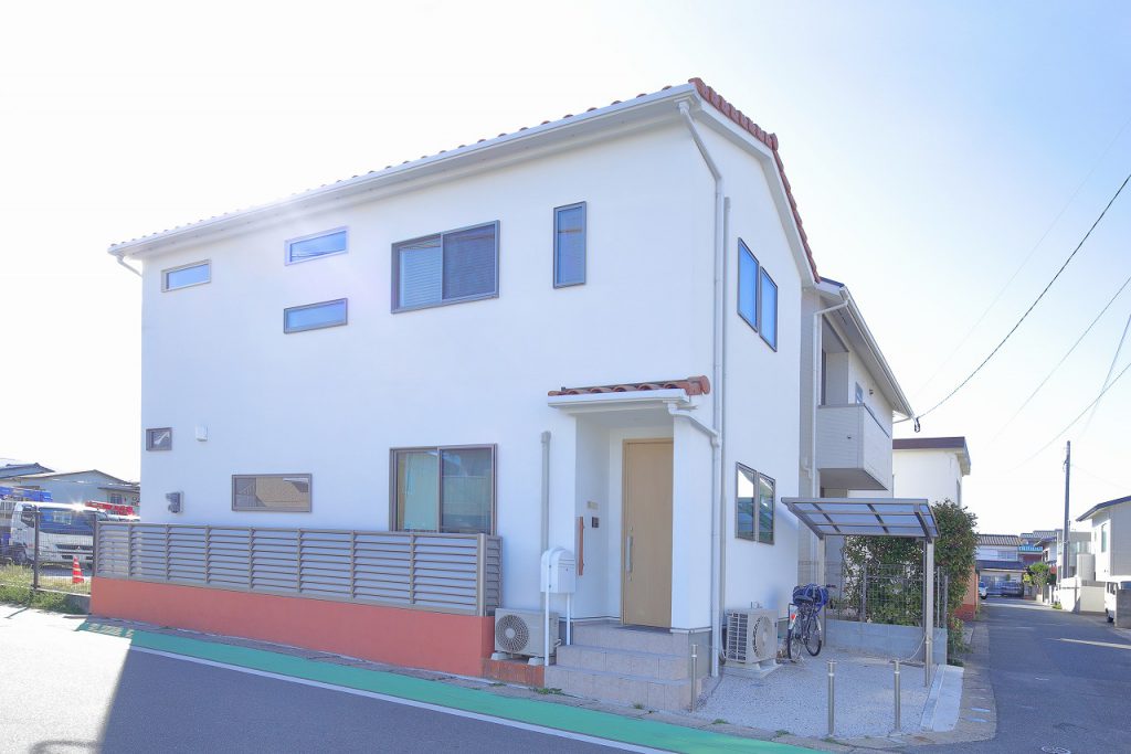 福岡の中心部に建つツルケン初の狭小注文住宅